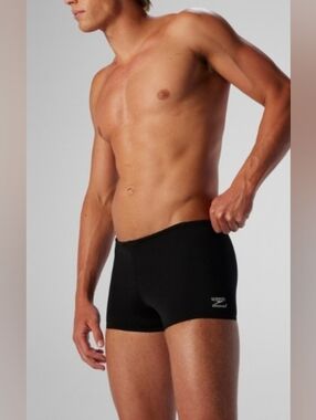 The Speedo Men's Solid Endurance Square Leg Size 32 Black NWT
